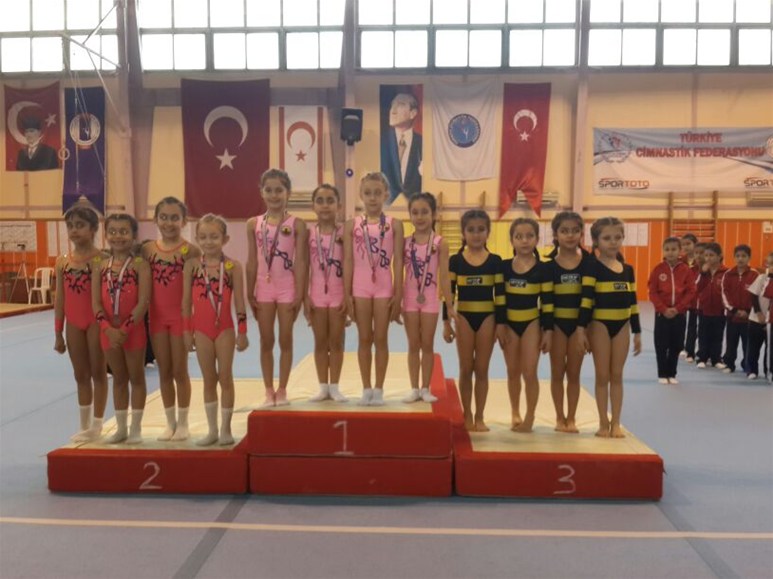 ARTİSTİK CİMNASTİK MİNİKLER BÖLGE 3.LÜĞÜ