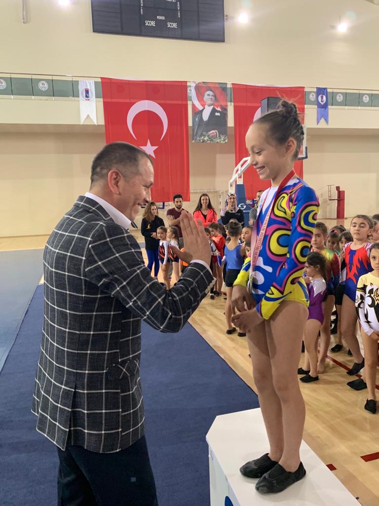 CİMNASTİK YARIŞMALARI
